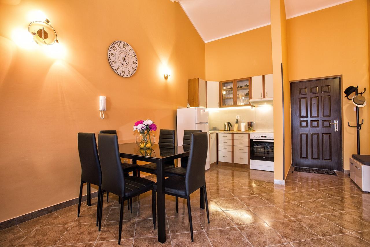 Apartment Sun Village Goran Herceg Novi Extérieur photo